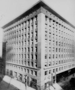 Perspectives on the Evolution of Structures: Wainwright Building